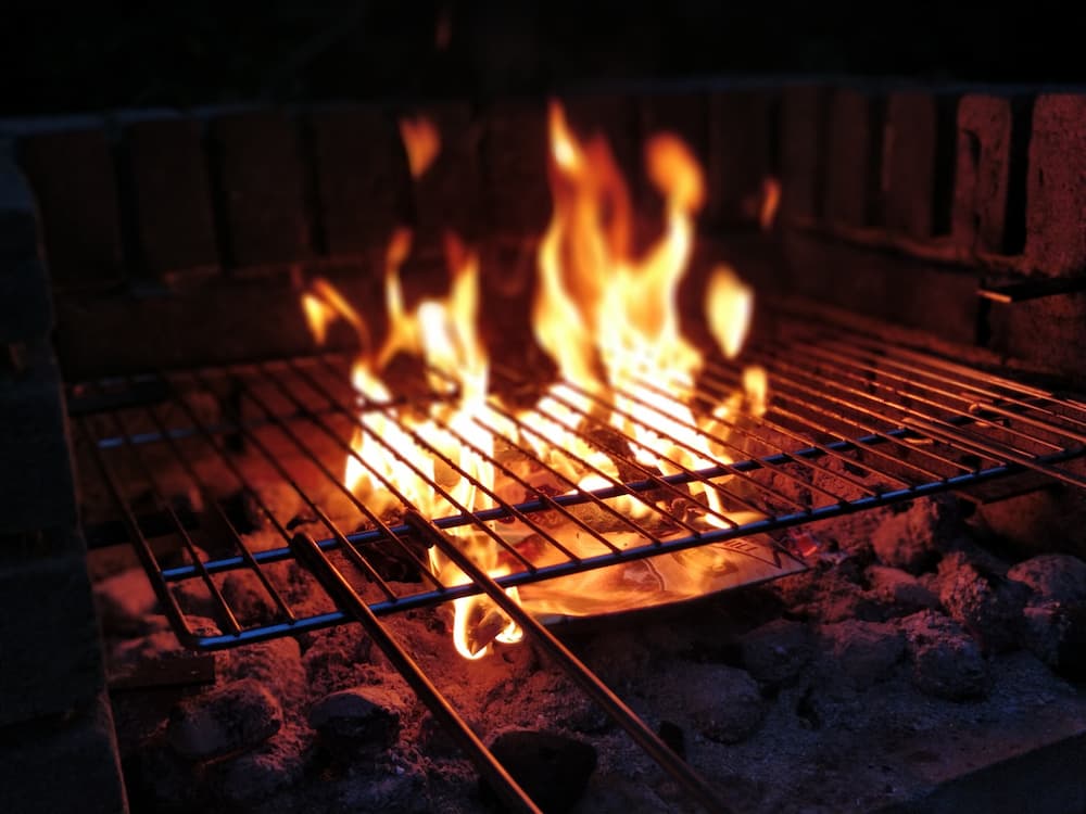 Best Electric Smokers Feature Image