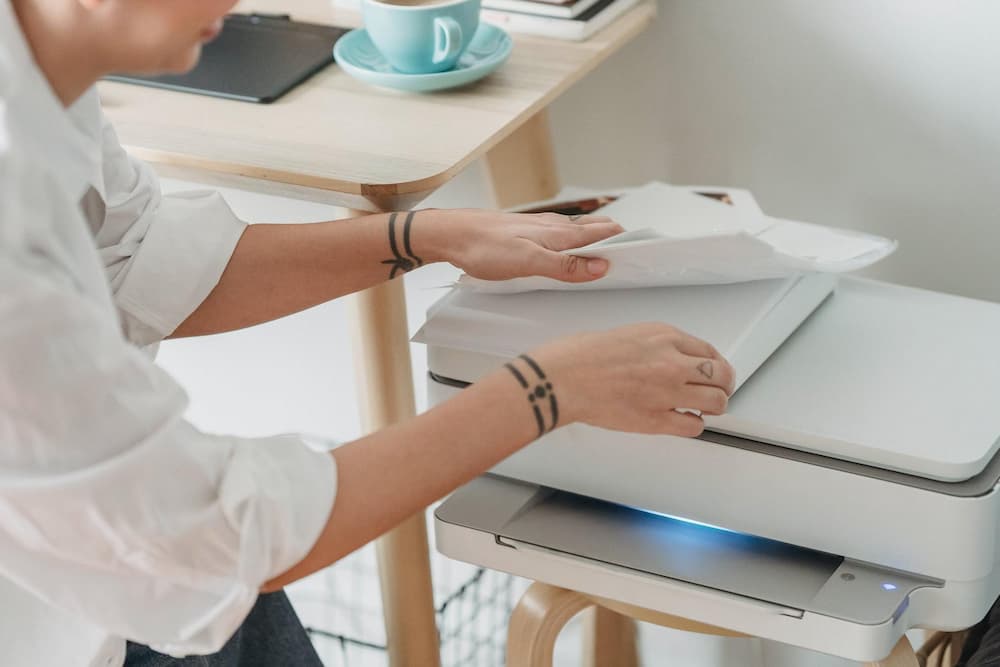 Comment nettoyer une imprimante laser en toute sécurité ? Image à la une