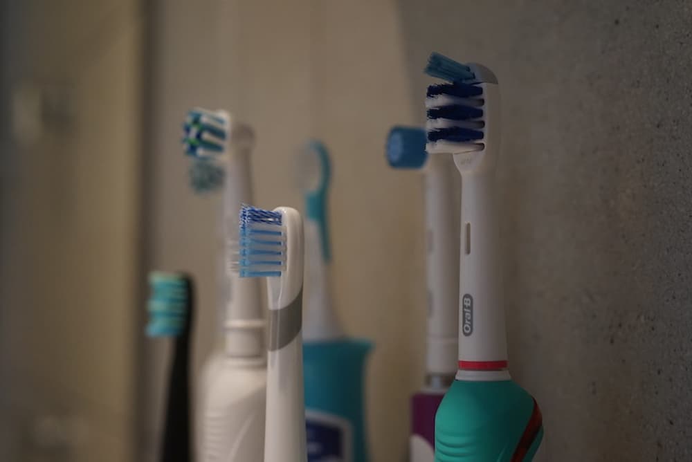 Cepillos de dientes eléctricos Miniatura