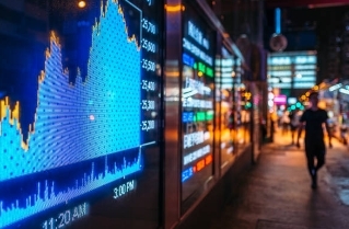 Digital Signage Equipment Feature Image