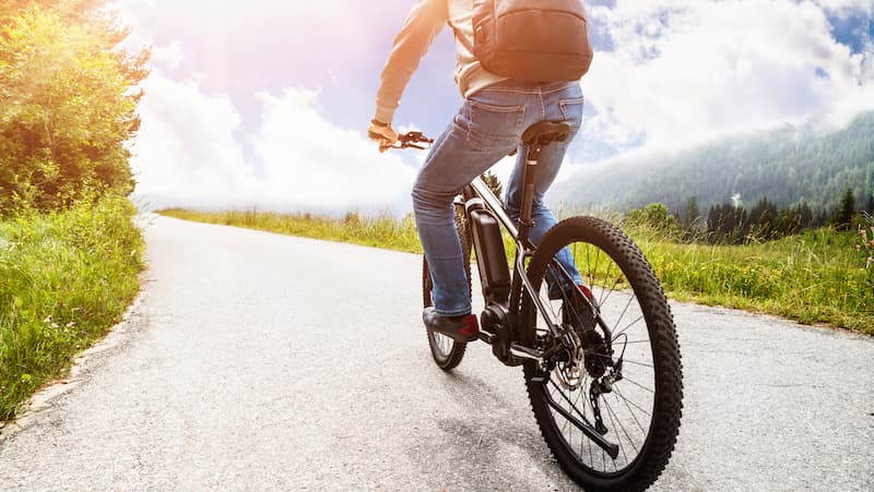 Best Electric Mountain Bikes Feature Image