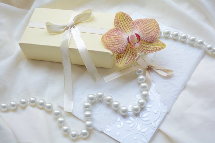 Women's Jewellery Feature Image