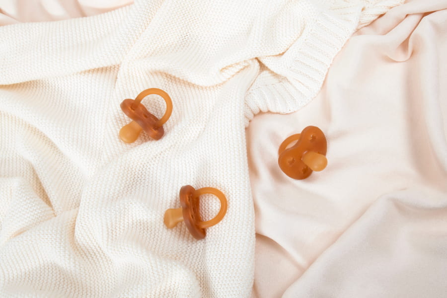 Sucettes et anneaux de dentition Feature Image