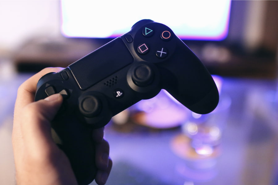 PlayStation 4: Consoles, jeux et accessoires Feature Image