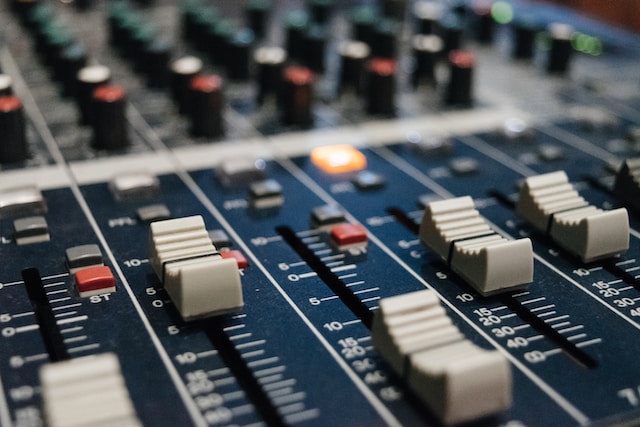 Accesorios para músicos y producción musical Feature Image
