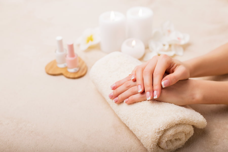 Vernis à ongles et manucure Cover