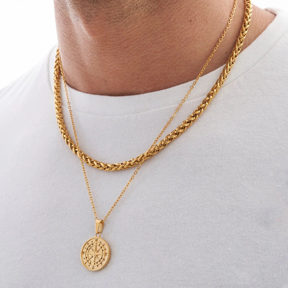 Compass Pendant Gold